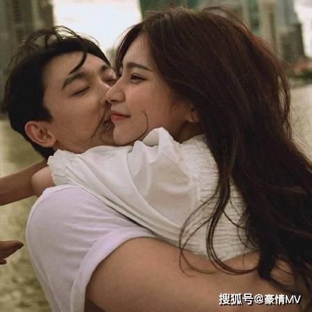 窦唯前半生叱咤乐坛,后半生骑小电驴悠然自得过着普通老百姓日子